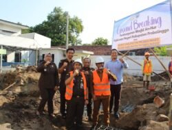 Bupati Haris Lakukan Peletakan Batu Pertama Pembangunan Masjid An-Nur Kejari Kabupaten Probolinggo