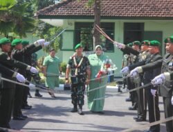 Estafet Kepemimpinan di Kodim 0806/Trenggalek, Letkol Roy Resmi Gantikan Letkol Yudo