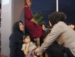 Beri Trauma Healing, Polwan Polresta Banyuwangi Dampingi Korban Selamat KMP Tunu Pratama Jaya