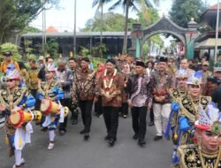 Bersama Forkopimda Tulungagung, Dandim Ikuti Prosesi Pembukaan Festival Budaya Spiritual 2025
