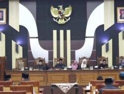 DPRD Kabupaten Pasuruan menggelar rapat paripurna IV tentang persetujuan RAPERDA non APBD tahun 2025