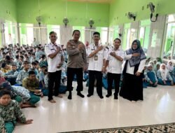 Kapolsek Sukodono Beri Edukasi Tertib Lalu Lintas dan Bijak Bermedia Sosial kepada Pelajar SMPN 1 Sukodono