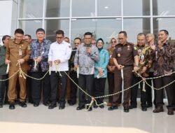 Gubernur Banten Resmikan Kantor Pusat Bank Banten