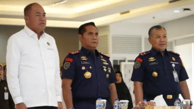 Kejaksaan Serahkan 5 Kapal Hasil Rampasan ke KKP