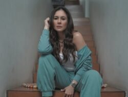 Jalanani Pola Hidup Sehat Cara Wulan Guritno Tetap Awet Muda