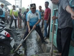Pemkab Asahan Gotong Royong Bersihkan Pasar Tradisional