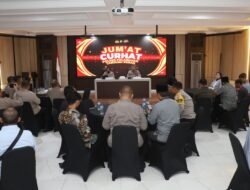 Jalin Sinergi di Jumat Curhat Polres Pelabuhan Tanjungperak Ajak Toga Tomas Jaga Kamtibmas