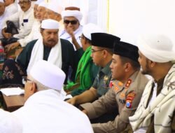 Dandim 0820/Probolinggo Letkol Arh Iwan Hermaya Menghadiri Haul Almarhum Habib Husein Bin Hadi Al Hamid Ke 41