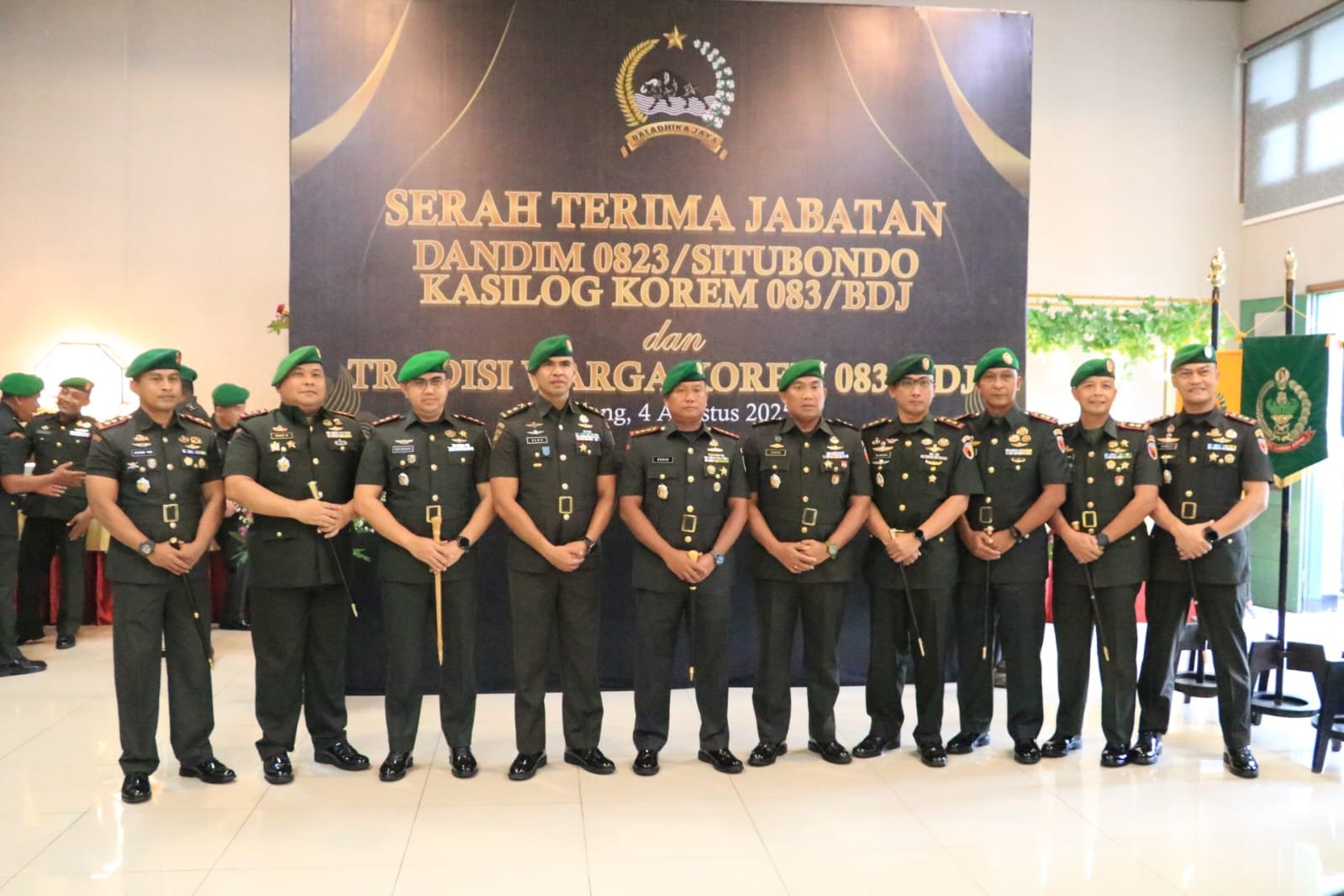 Danrem 083/Bdj Kolonel Inf Kohir Memimpin Pelaksanaan Sertijab Dandim 0823/Situbondo