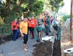 Kodim 0820/Probolinggo Dukung Probolinggo Bersolek Lewat Aksi Gotku Resik