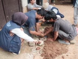 Mahasiswa UIN Raden Intan Lampung Edukasi Warga Kelurahan Susunan Baru Lewat Pembuatan Biopori