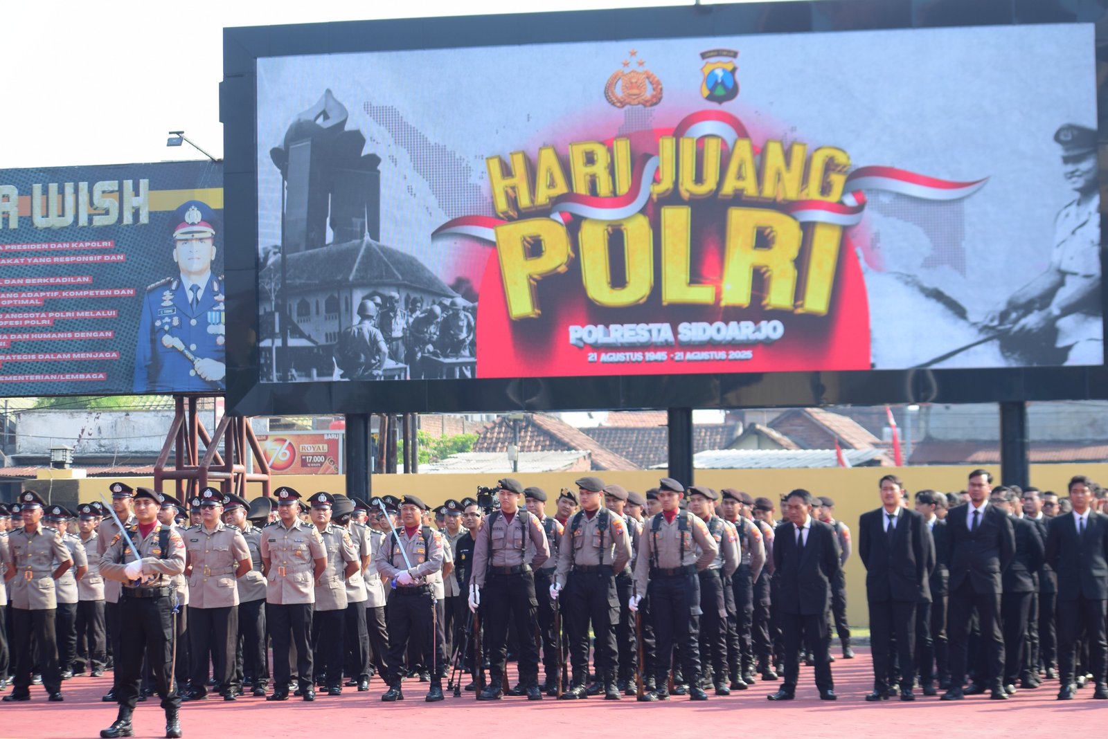 Upacara peringatan Hari Juang Polri 21 Agustus 2025 juga digelar di Mako Polresta Sidoarjo