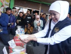 Gubernur Jatim Tinjau Distribusi Beras SPHP di Pasar Larangan Sidoarjo