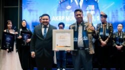 Kapolres Alor Raih Penghargaan 'Best Inspiring and Visionary Leader 2025' Bersama Pengusaha Kamboja dan Korea Selatan