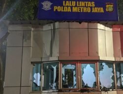 Demo DPR Berujung Ricuh: Kerusakan hingga Kemacetan Parah