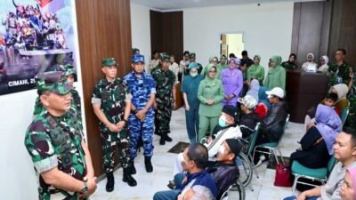 Sambut HUT ke-80 TNI, Danlanud Husein Sastranegara Hadiri Baksos Kesehatan di Cimahi