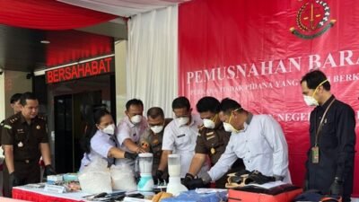 Kejari Jakarta Timur Musnahkan Barang Bukti Narkotika, Terorisme hingga Obat Ilegal