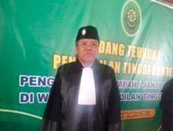 Disumpah di PT Banten, Dadang Rachmat Tegaskan Komitmen Jaga Integritas Profesi Advokat
