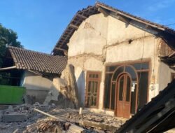 Gempa M 5,7 Guncang Laut Bali, 10 Rumah di Situbondo Rusak