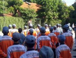 Satbinmas Polres Pasuruan Sosialisasi ke SMKN 1 Bangil: Hindari Tawuran dan Anarkisme