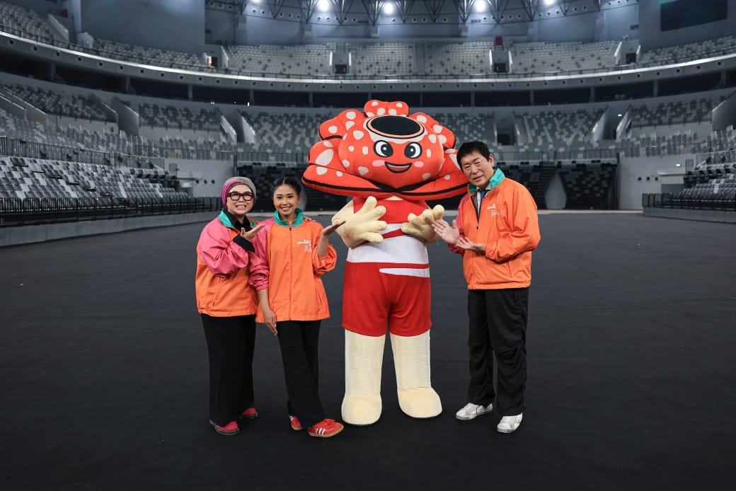 Maskot bernama “Nodi” yang terinspirasi dari bunga raksasa Rafflesia Arnoldii, serta jingle berjudul “Move to Inspire”,