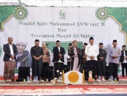 Resmikan Masjid Al-Ikhlas Juanda, Bupati Subandi Ajak Masyarakat Jaga Persaudaraan dan Perdamaian Umat