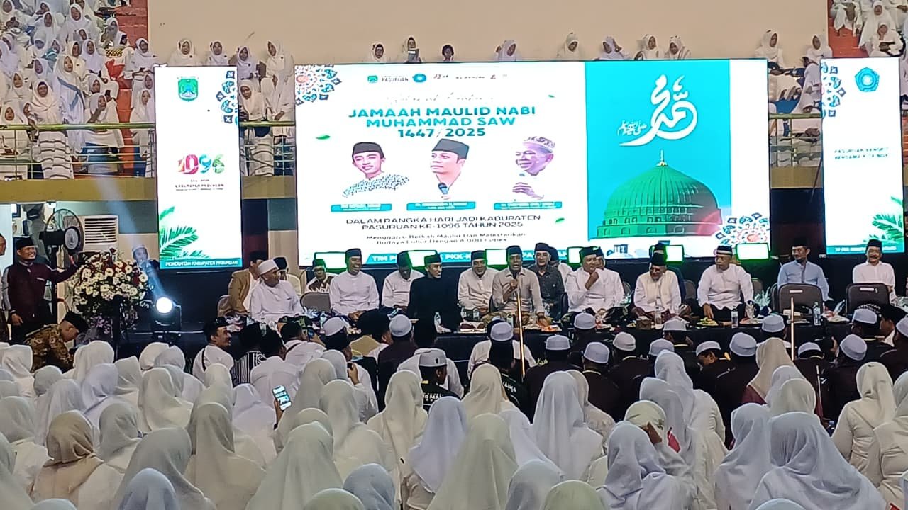 peringatan Maulid Nabi Muhammad SAW 1447 H yang diselenggarakan di GOR Sasana Krida Anoraga, Kompleks Perkantoran Pemkab Pasuruan,