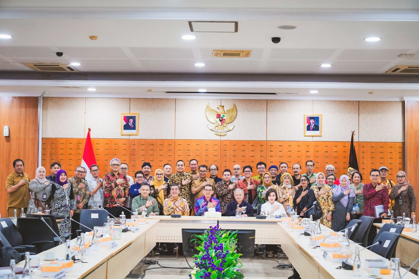 Rapat Persiapan Tim Penilai Penghargaan Menteri dalam rangka Anugerah Kebudayaan Indonesia di Kementerian Kebudayaan, Jakarta