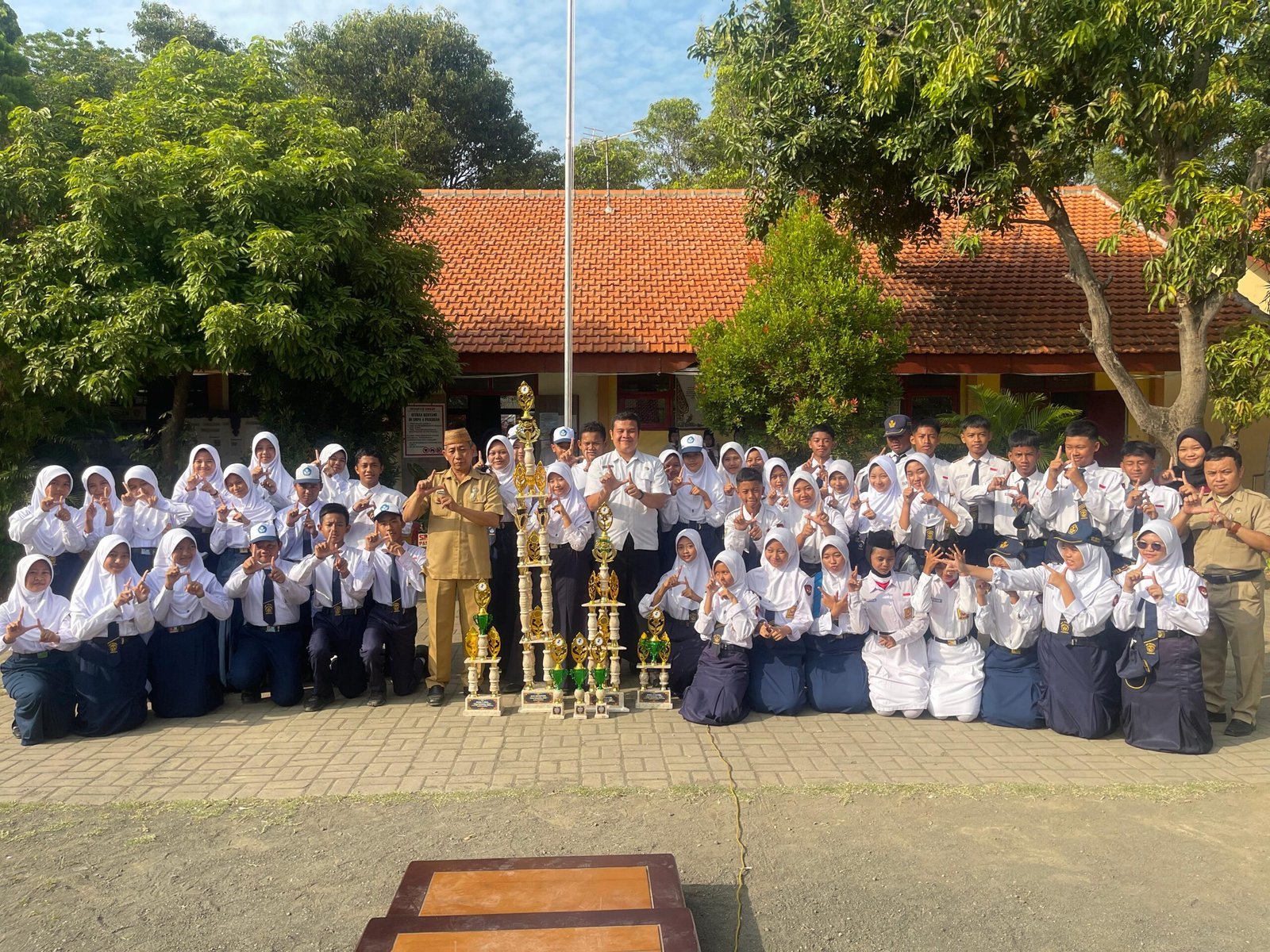 Tim Paskibra SMP Negeri 4 Pasuruan (SPANPA