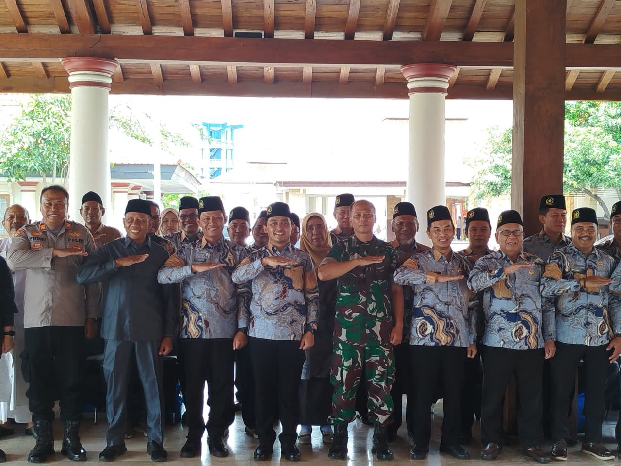 acara Pengukuhan Forum Kerukunan Umat Beragama (FKUB) Kota Pasuruan masa bakti 2025 sampai 2027