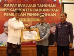 Kanwil Kemenkum Bali Raih Penghargaan Pelayanan Sangat Baik di Mal Pelayanan Publik Badung