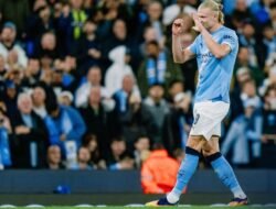 Manchester City Menang Perdana, Napoli Tumbang dengan 10 Pemain