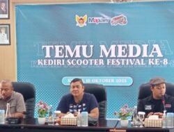 50 Ribu Scooterist Kediri Ramaikan KSF ke-8 di GOR Jayabaya