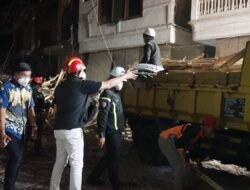 Bupati Terus Pantau Pencarian Korban Runtuhnya Bangunan Mushola Ponpes Al Khoziny