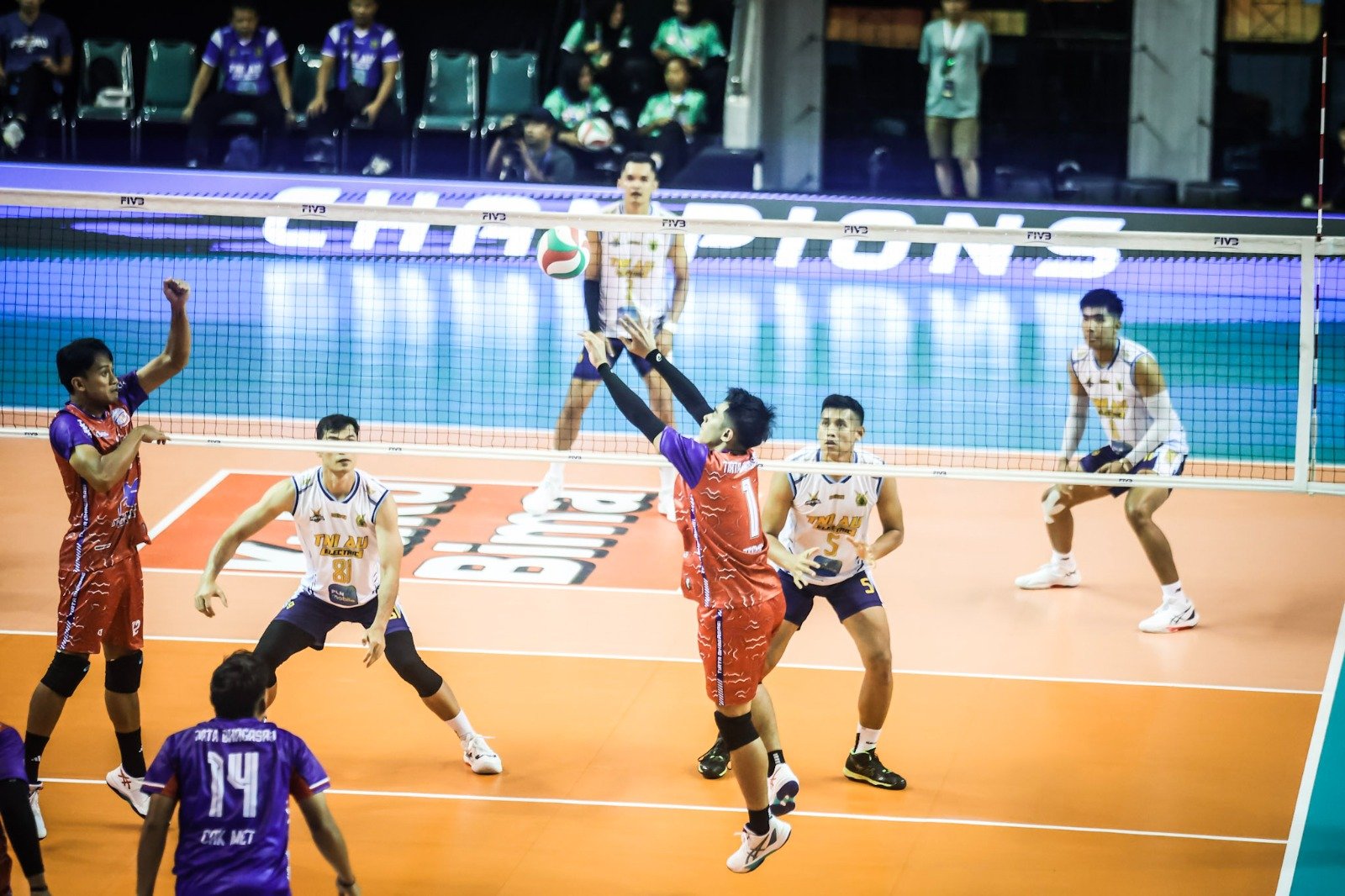 Pertandingan ketiga hari pertama Final Four Livoli Divisi Utama 2025