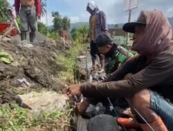 Wujud Nyata Pemerataan Pembangunan Desa, Satgas TMMD ke-126 Bangun Drainase