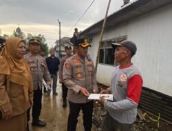 Polres Probolinggo Bantu Warga Terdampak Angin Puting Beliung