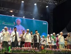 Danramil Paiton Hadiri Pengajian Akbar Milad ke-20 Syubbanul Muslimin di Ponpes Nurul Qodim