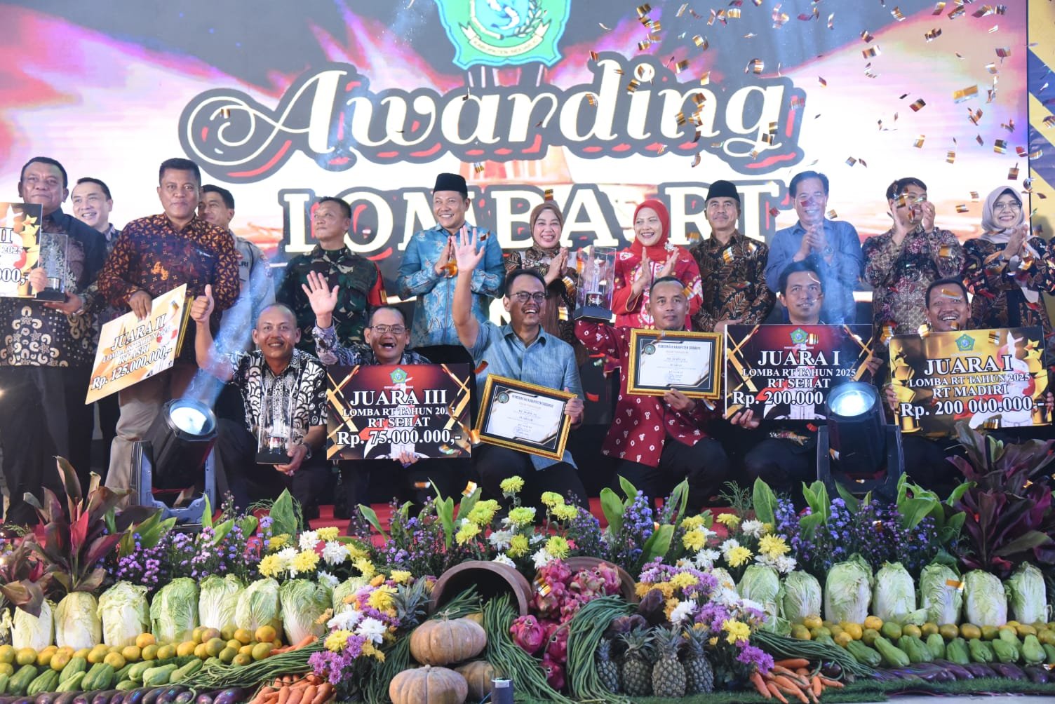 Pemkab Sidoarjo Beri Penghargaan Ketua RT