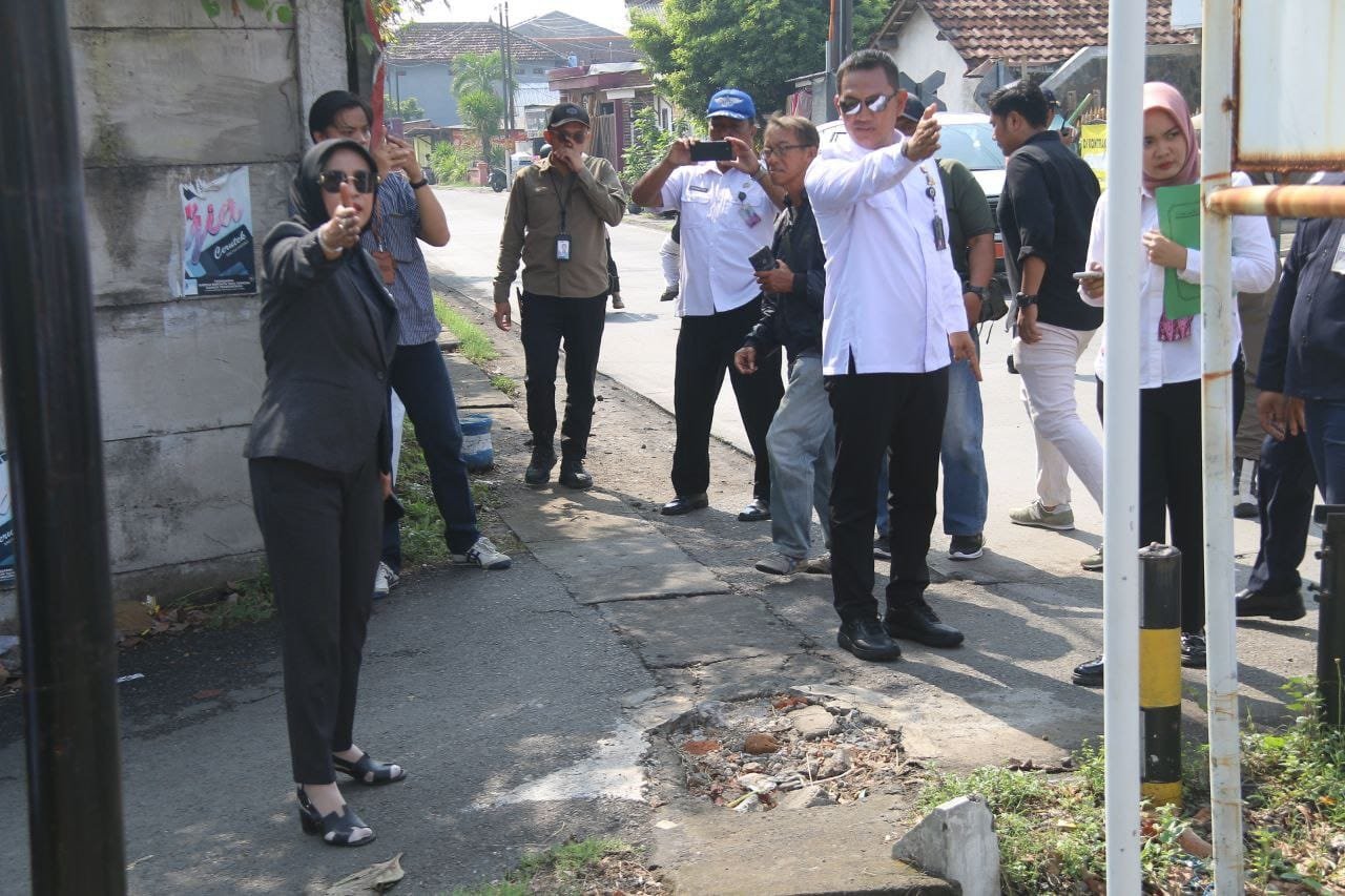 Perlintasan kereta api