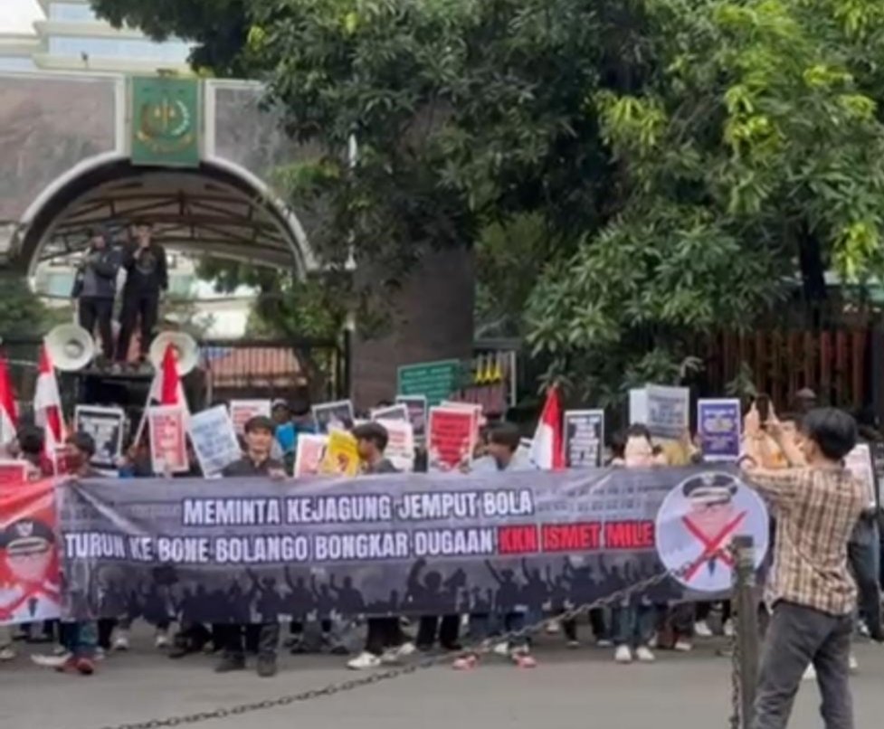 K-MAKI Gelar Aksi di Kejagung, Soroti Dugaan Korupsi di Bone Bolango