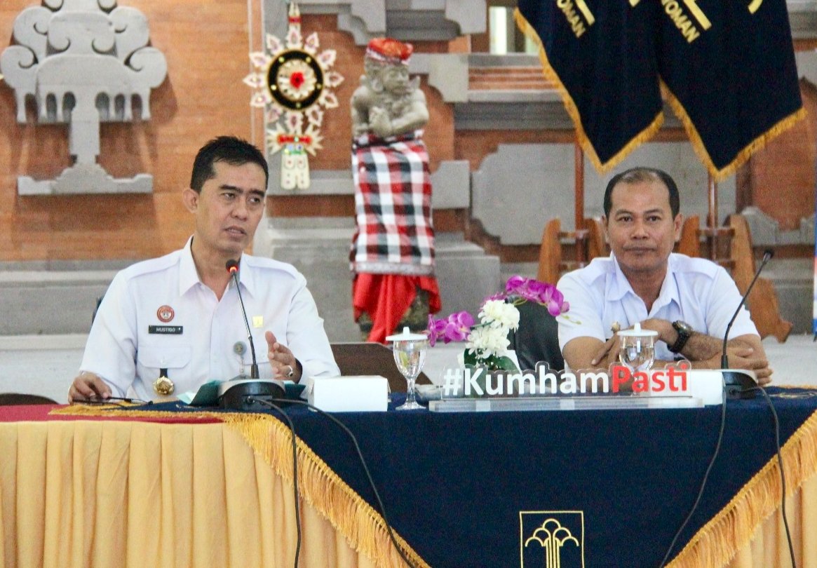 Kanwil Kemenkum Bali Harmonisasi Dua Raperbup Klungkung