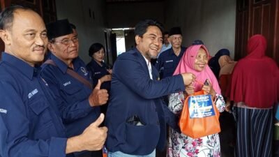 HUT ke-14, Partai NasDem Kabupaten Kediri Gelar Baksos dan Bagi Sembako