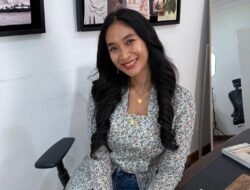 Happy Salma Pilih Kecantikan Alami Tanpa Operasi Plastik