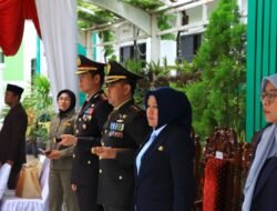 Dandim Probolinggo Letkol Arh Iwan Hermaya Bersama Forkopimda Menghadiri Upacara Memperingati Hari Pahlawan