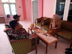 Antisipasi Terjadinya Bencana Alam, Babinsa Komsos Dengan Perangkat Desa