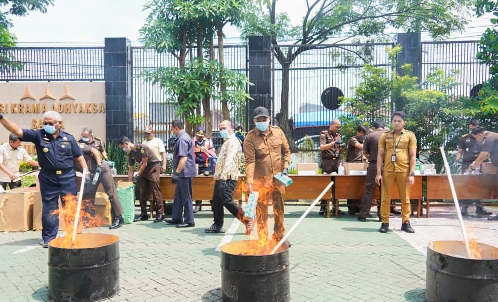 Bupati Pasuruan Tegaskan Dukungan Penuh untuk Kejari dalam Penegakan Hukum dan Pemusnahan Barang Bukti Inkracht