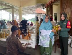 Babinsa Rejosari Dampingi Pemberian Bantuan Pangan kepada 531 Keluarga