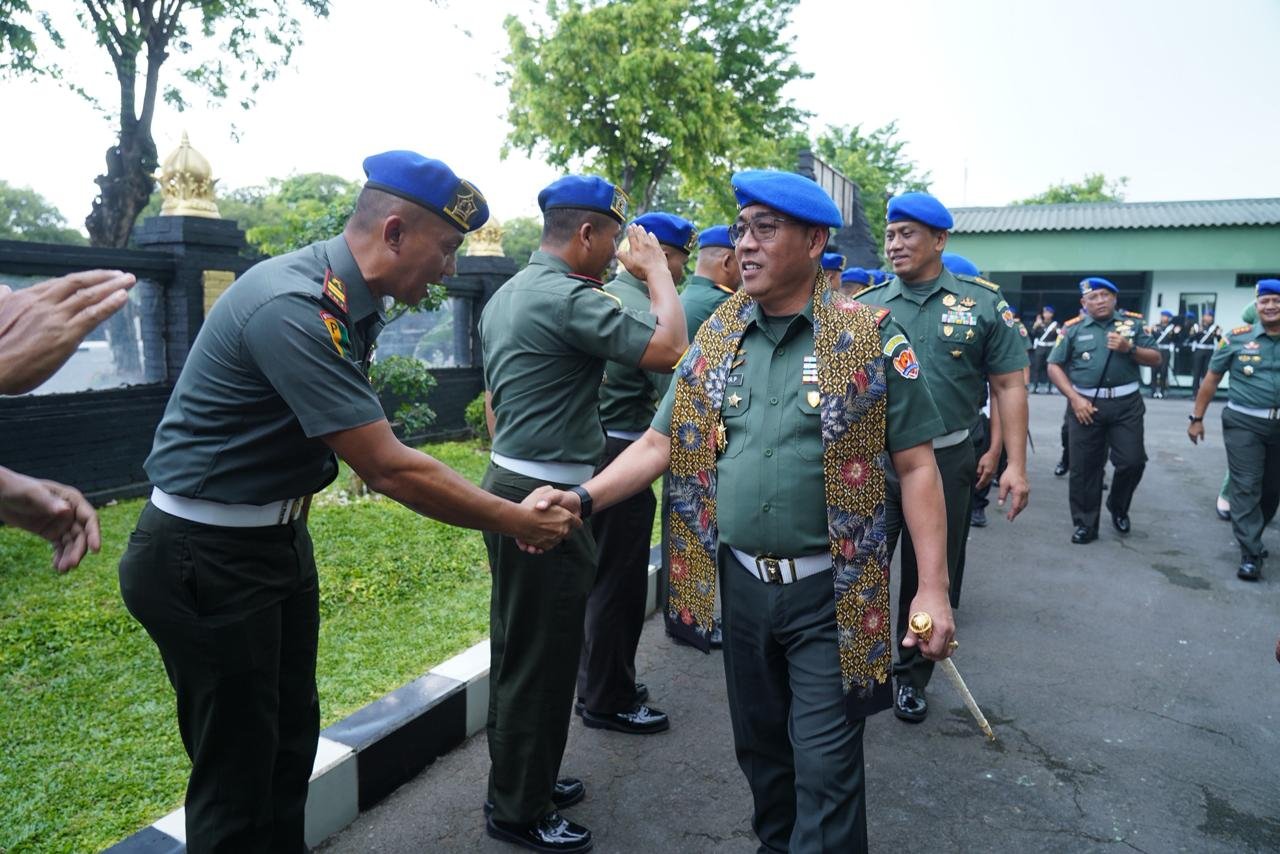 Danpuspomad Mayjen TNI Eka Wijaya Permana, S.H.,