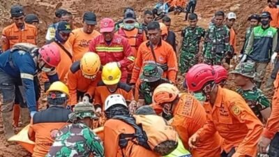 Longsor Cibeunying Cilacap: 13 Korban Ditemukan, 10 Masih Hilang